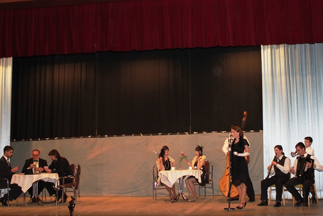 Fotogaléria 2016_04_24 Večer jednoaktoviek (10) 2016_04_24 Večer jednoaktoviek