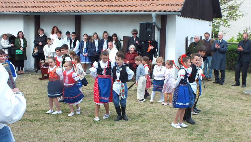 Fotogaléria 2019-04-28 170. výročie úmrtia Jána Hollého (32) 2019-04-28 170. výročie úmrtia Jána Hollého